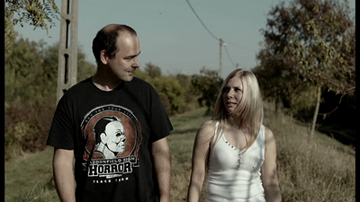 Sikoly - A kés nem kérdez